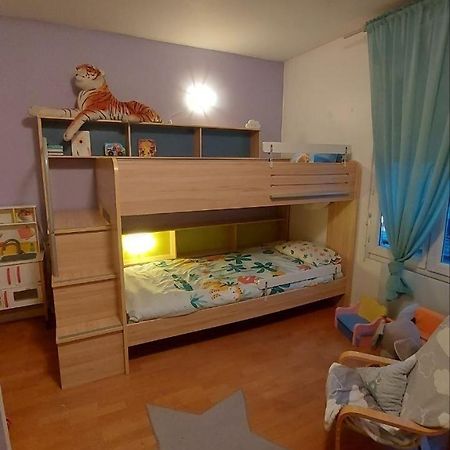 Appartement Familial Pour 6 Adultes Et 5 Enfants A 10 Min De Disney Bailly-Romainvilliers Esterno foto