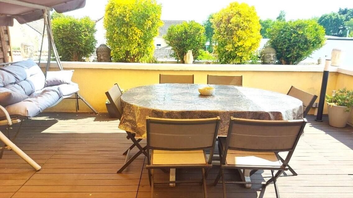 Appartement Familial Pour 6 Adultes Et 5 Enfants A 10 Min De Disney Bailly-Romainvilliers Esterno foto
